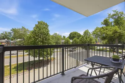 20 Hammond Pond Pkway #201, Newton, MA 02467 - Photo 11