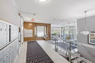 20 Hammond Pond Pkwy, Newton, MA 02467 - Photo 23