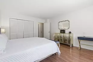 20 Hammond Pond Pkwy, Newton, MA 02467 - Photo 15