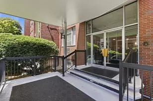 20 Hammond Pond Pkwy, Newton, MA 02467 - Photo 25