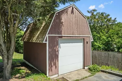 328 Stafford St, Leicester, MA 01611 - Photo 39