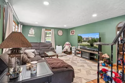328 Stafford St, Leicester, MA 01611 - Photo 11