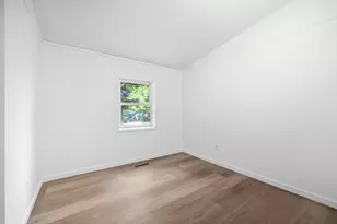 37 Sun Valley Rd, Holyoke, MA 01040 - Photo 15