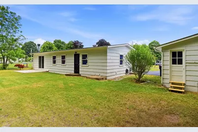 37 Sun Valley Rd, Holyoke, MA 01040 - Photo 21