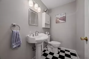 78 Hammersmith Dr, Saugus, MA 01906 - Photo 5