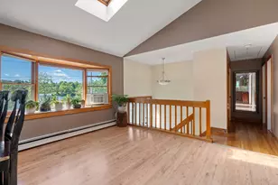 10 Hopkinton Rd, Upton, MA 01568 - Photo 5