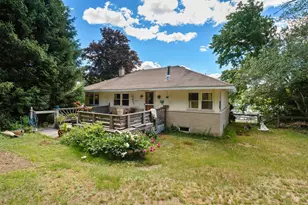 10 Hopkinton Rd, Upton, MA 01568 - Photo 27