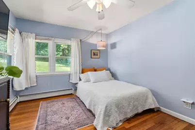10 Hopkinton Rd, Upton, MA 01568 - Photo 17