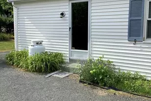 236 Maple St, Danvers, MA 01923 - Photo 9