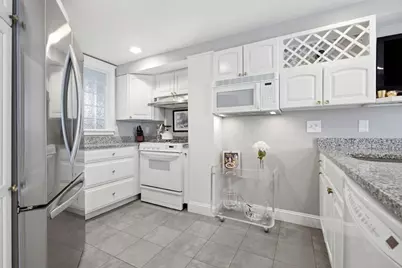 35 Winthrop Street #1, Boston, MA 02129 - Photo 7