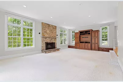16 Kingsbury Dr, Holliston, MA 01746 - Photo 9
