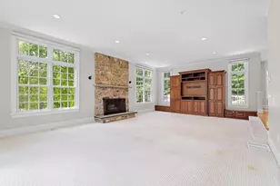 16 Kingsbury Dr, Holliston, MA 01746 - Photo 9