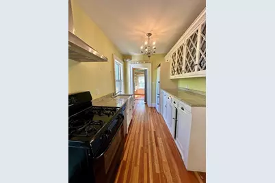 984 Chestnut Street #2, Newton, MA 02464 - Photo 1