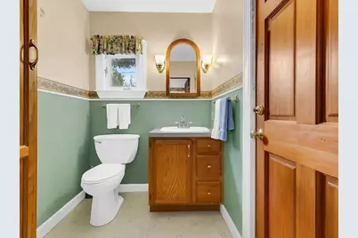 77 Lamoille Ave, Haverhill, MA 01835 - Photo 17