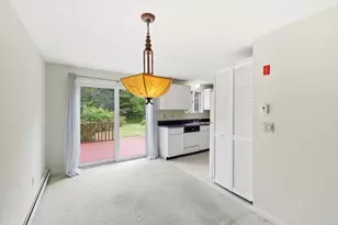 18 Woodview Dr, Falmouth, MA 02540 - Photo 9