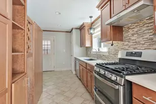 2 Westland St, Acushnet, MA 02743 - Photo 15