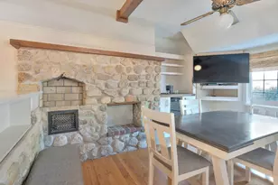 2 Westland St, Acushnet, MA 02743 - Photo 19