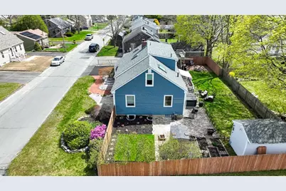 2 Westland St, Acushnet, MA 02743 - Photo 5