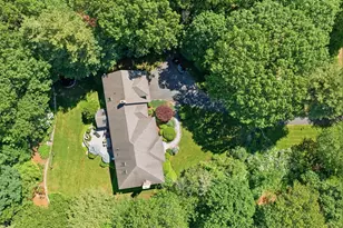 10 Donnelly Dr, Medfield, MA 02052 - Photo 3