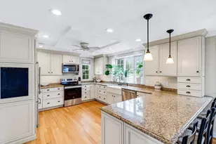 54 Old Merrill St, Amesbury, MA 01913 - Photo 11
