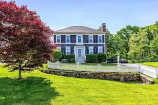 54 Old Merrill St, Amesbury, MA 01913 - Photo 5