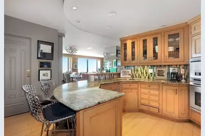 65 East India Row #26F, Boston, MA 02110 - Photo 5