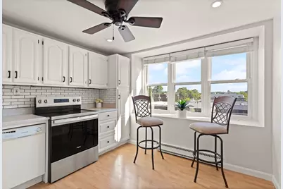 340 Main St #301, Melrose, MA 02176 - Photo 11