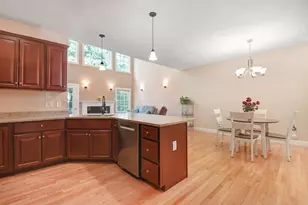 129 Afra, West Boylston, MA 01583 - Photo 9