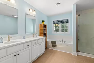 30 Cedarview Cir #30, Milford, MA 01757 - Photo 17