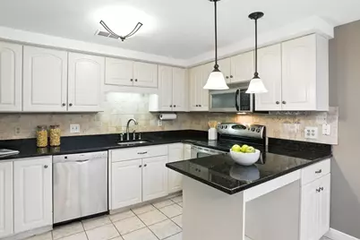 75 Page Rd #13, Bedford, MA 01730 - Photo 7