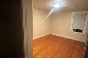 33 Malvey St, New Bedford, MA 02720 - Photo 3