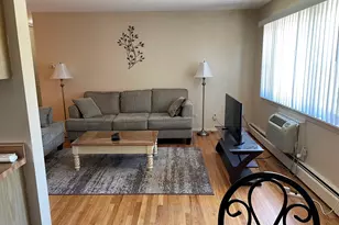 282 Regency Park Dr, Agawam, MA 01001 - Photo 3