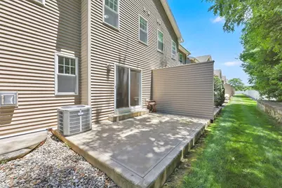 517 Ideal #603, Ludlow, MA 01056 - Photo 17