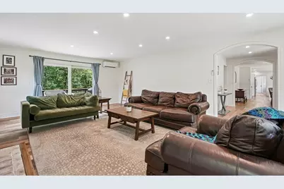 35 North Ave, Mendon, MA 01756 - Photo 17