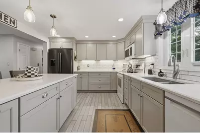 105 Main Street, Townsend, MA 01469 - Photo 13