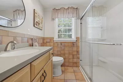 105 Main Street, Townsend, MA 01469 - Photo 17