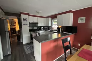 301 Bulgarmarsh Rd, Tiverton, RI 02878 - Photo 17