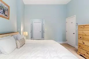 8 Greenwich Pk, Boston, MA 02118 - Photo 13
