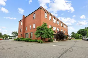 90 McKinstry Ave, Chicopee, MA 01013 - Photo 23