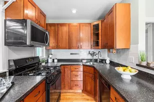 17 Spalding St, Boston, MA 02130 - Photo 9