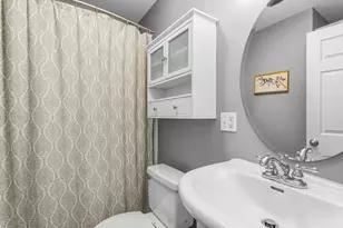 960 Broadway, Chelsea, MA 02150 - Photo 9