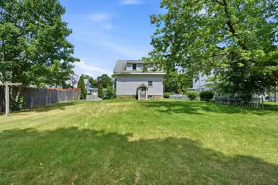 8 Jefferson Ave, Taunton, MA 02780 - Photo 19