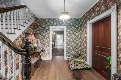415 Maple St, Springfield, MA 01105 - Photo 3