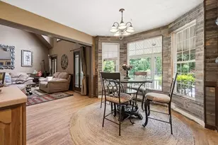 227 8 Lots Rd, Sutton, MA 01590 - Photo 3