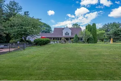 227 Eight Lots Rd, Sutton, MA 01590 - Photo 25