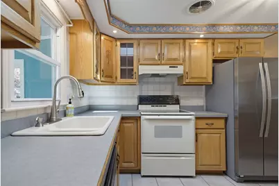 18 Sunset Lane, Plainville, MA 02762 - Photo 9