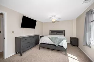 14 Bourbon St, Peabody, MA 01960 - Photo 17