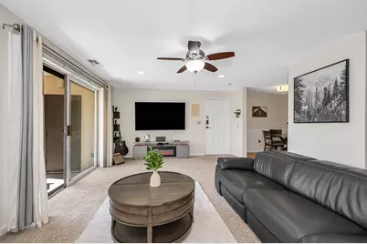 14 Bourbon Street #34, Peabody, MA 01960 - Photo 5
