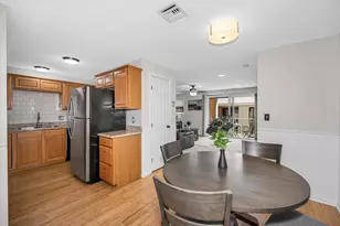 14 Bourbon St, Peabody, MA 01960 - Photo 9