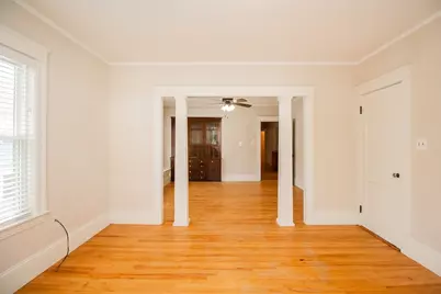 26 Sterling St, Worcester, MA 01610 - Photo 9